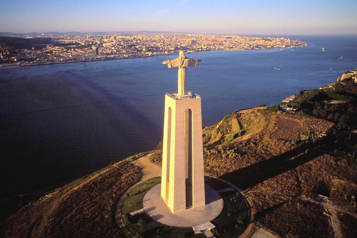 Vista Lisboa Guest Apartments Almada Zewnętrze zdjęcie