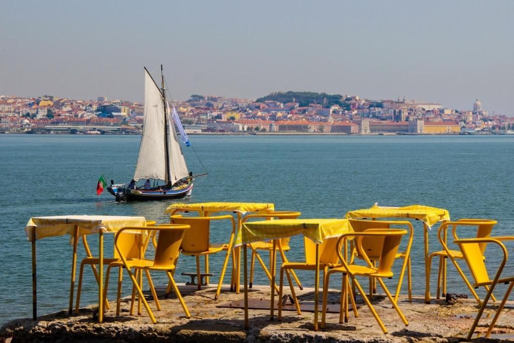 Vista Lisboa Guest Apartments Almada Zewnętrze zdjęcie
